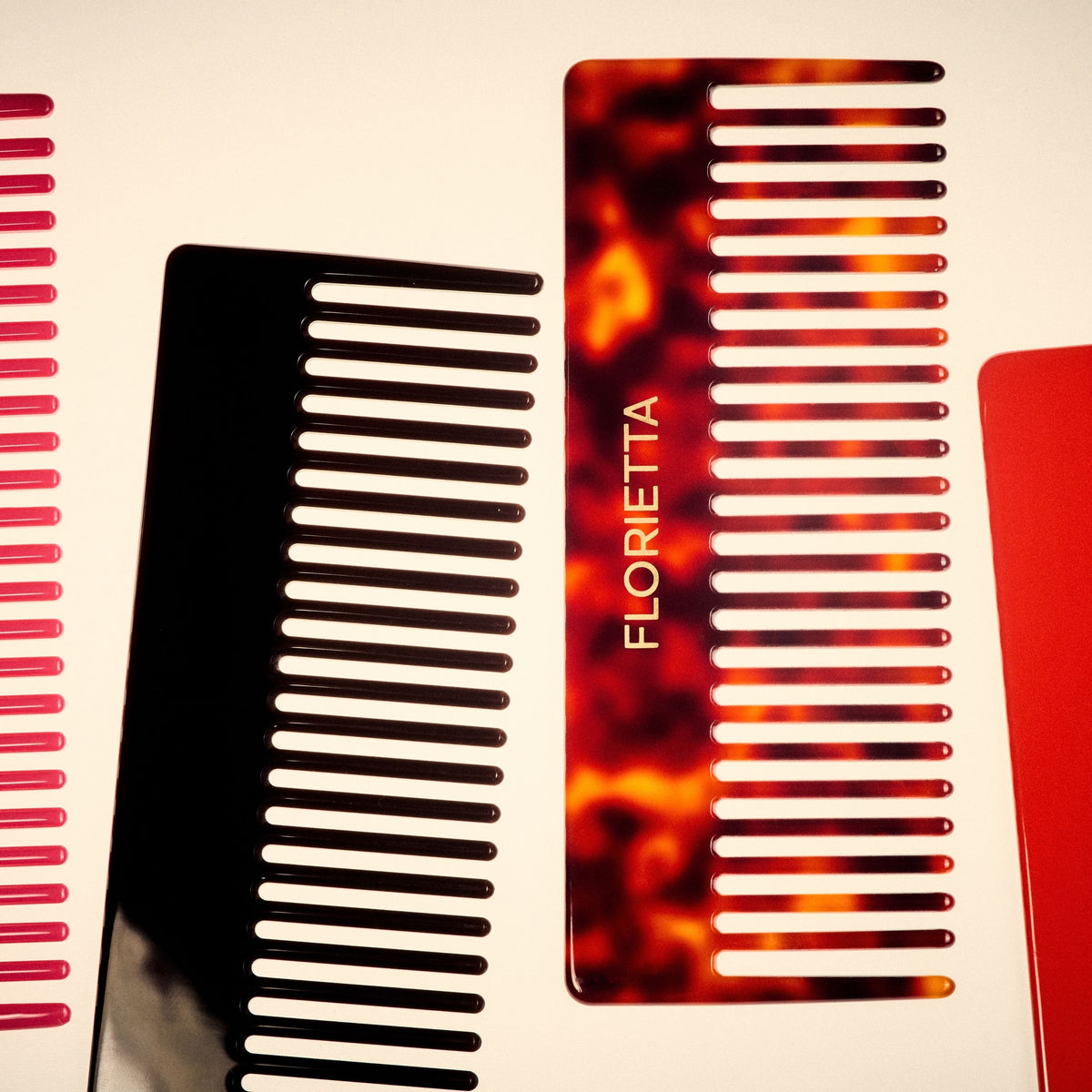 Flourish Wide Tooth Comb