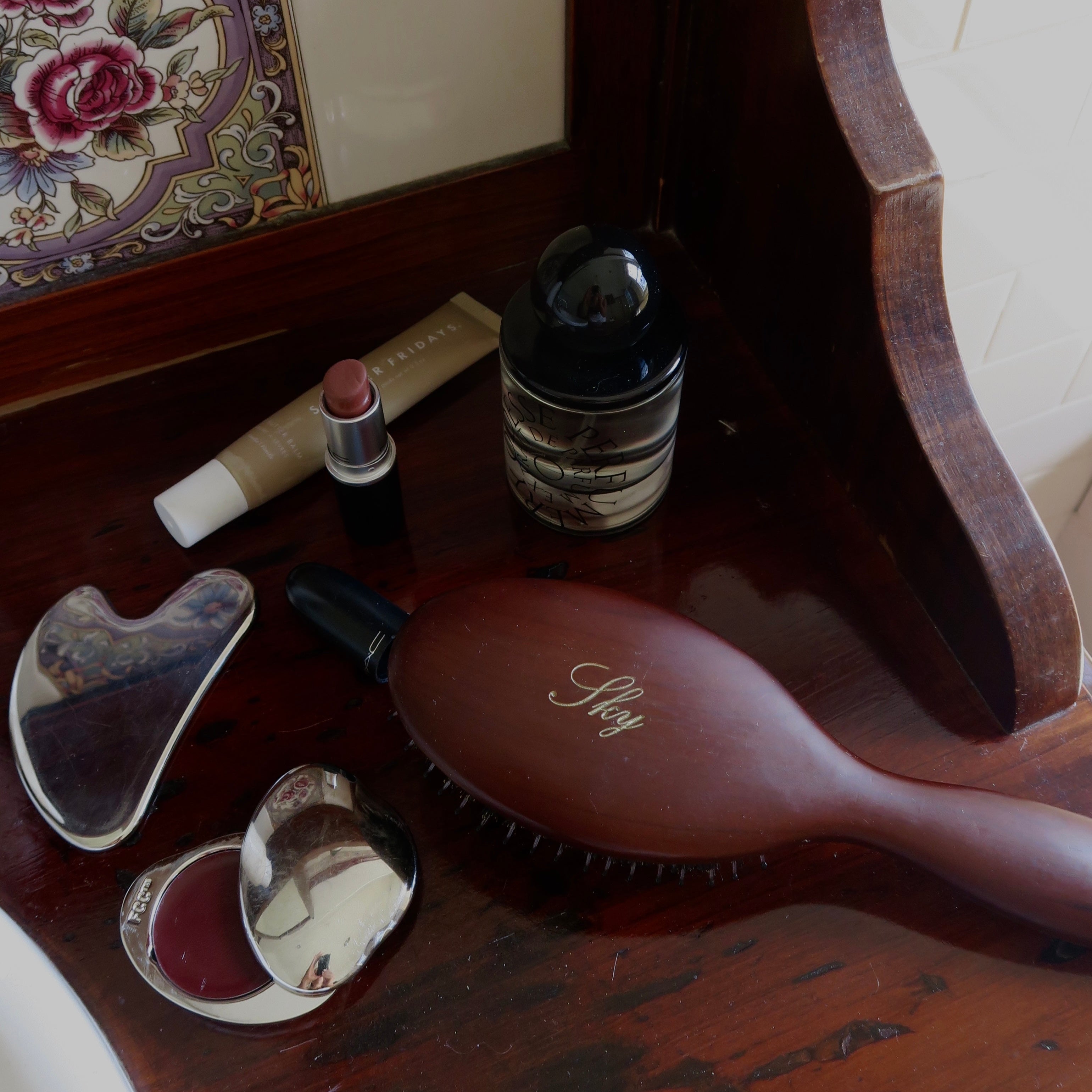 The Blossom Brush – Boar Bristle Hairbrush
